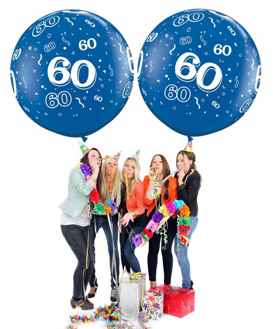 60.-Geburtstag-mit-Riesenballons-in-Blau-Zahl-60