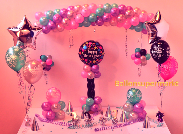 Dekoration-aus-Luftballons-Ballondekoration-zu-Silvester