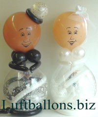 Dekoration aus Luftballons: Hochzeitspaar