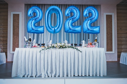 silvesterdeko-100-cm-zahlen-2022-blau-silvesterparty-gastronomie