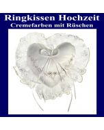 ringkissen-hochzeit-cremefarben-mit-rueschen