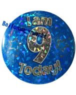 Jumbo Ansteckbutton, Tischaufsteller, I am 9 today, blau