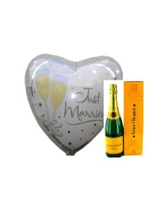 &quot;Just Married&quot; Veuve Clicquot